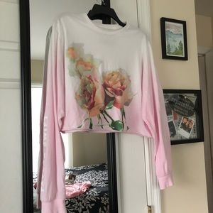 Taylor Swift rose cropped top